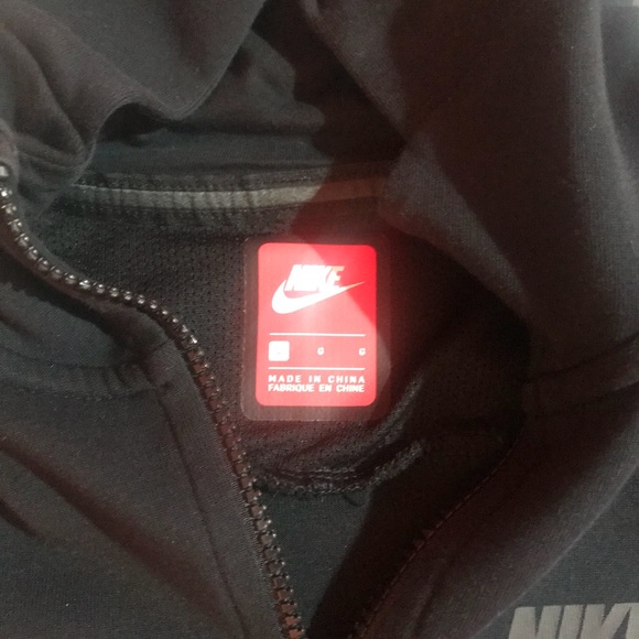 Authentic Nike Tech - Picture 2 of 4